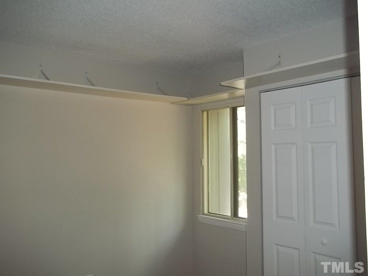 601 Dylan Court Raleigh, NC 27606 - Photo 6 of 7