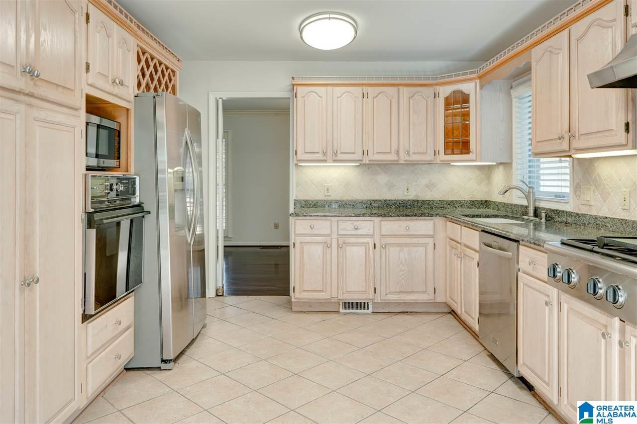 3429 Overton Road Birmingham, AL 35223 - Photo 7 of 31