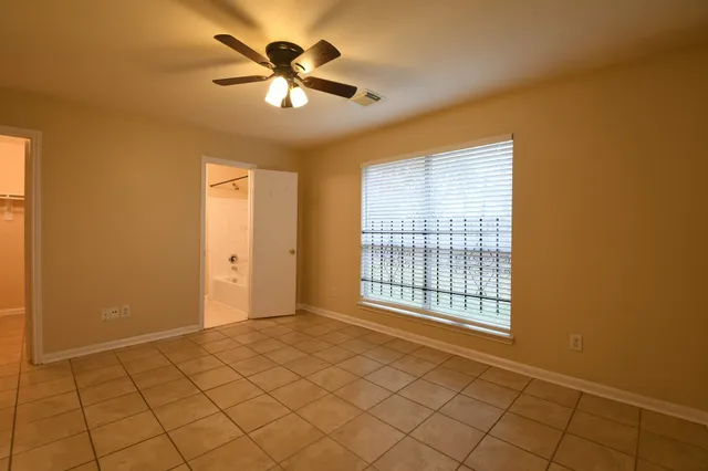 $1,850 | 8611 Texas Acorn Avenue, Houston, TX 77078