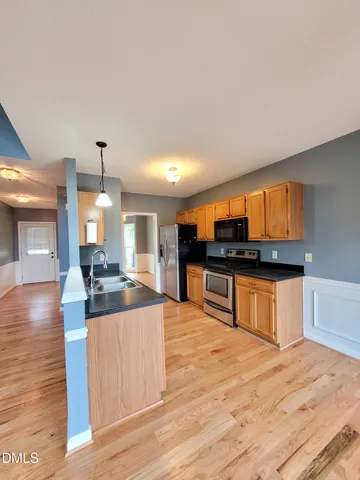 $2,395 | 134 Solstice Circle, Cary, NC 27513