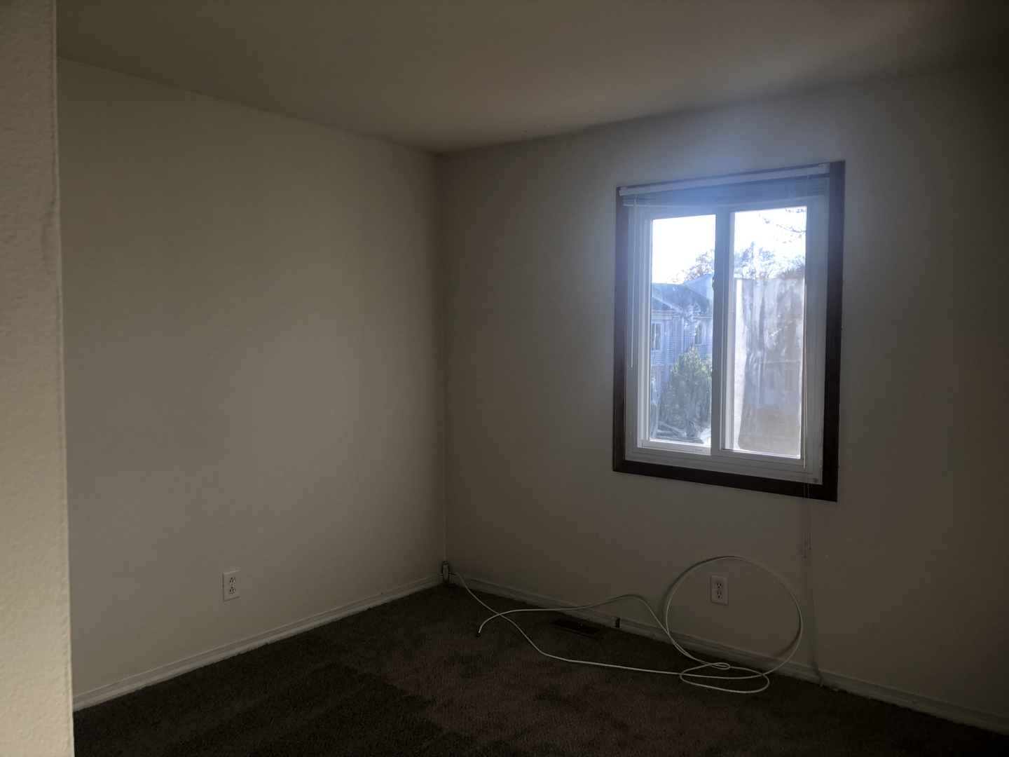 421 Providence Court Bolingbrook, IL 60440 - Photo 15 of 24 an empty room with a window
