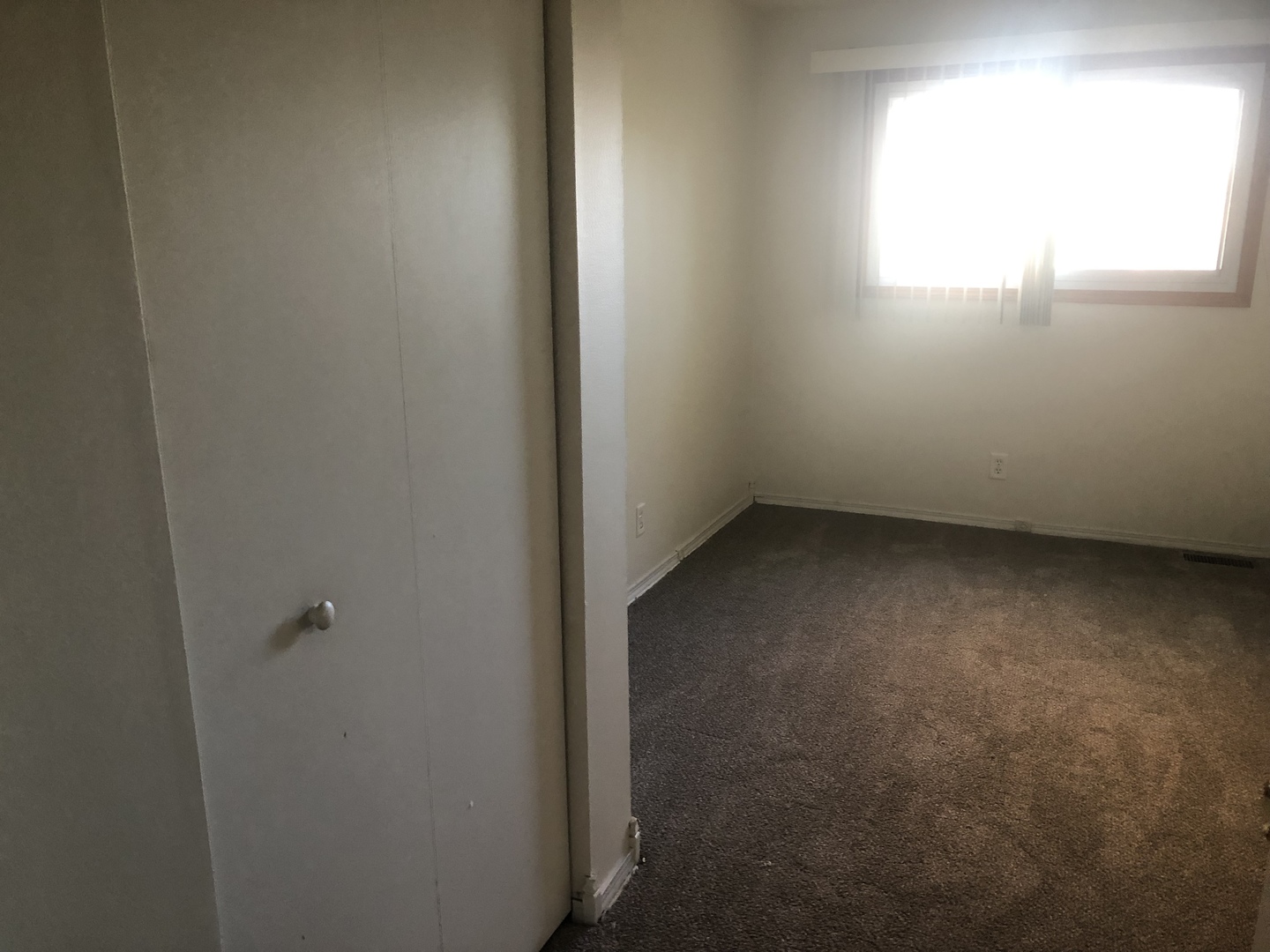 421 Providence Court Bolingbrook, IL 60440 - Photo 17 of 24 a view of an empty room