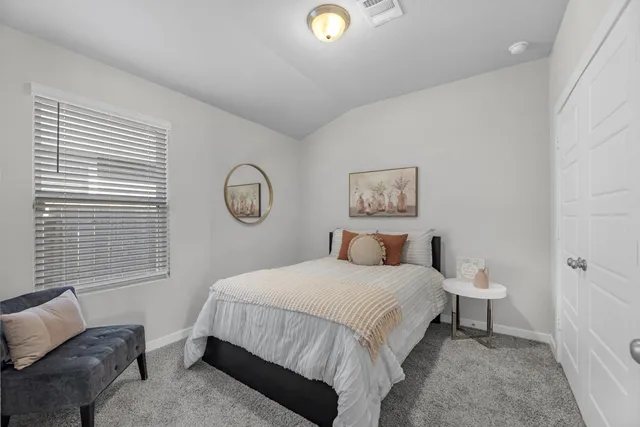 $2,100 | 18627 Etta Pines Circle, Crosby, TX 77532