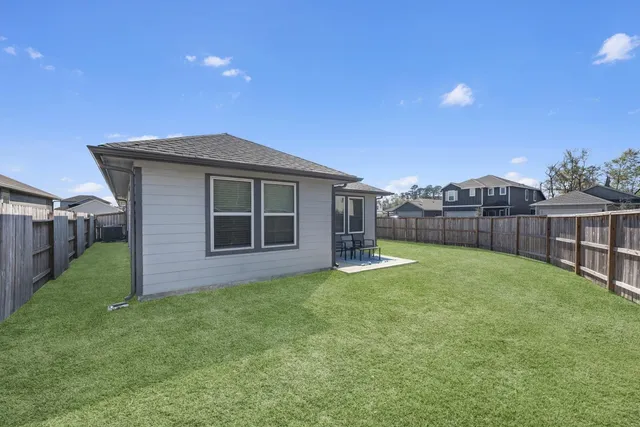 $2,100 | 18627 Etta Pines Circle, Crosby, TX 77532