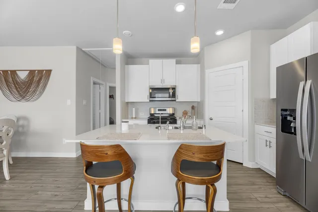 $2,100 | 18627 Etta Pines Circle, Crosby, TX 77532