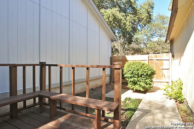 $1,695 | 7318 Corian Park Drive, San Antonio, TX 78249