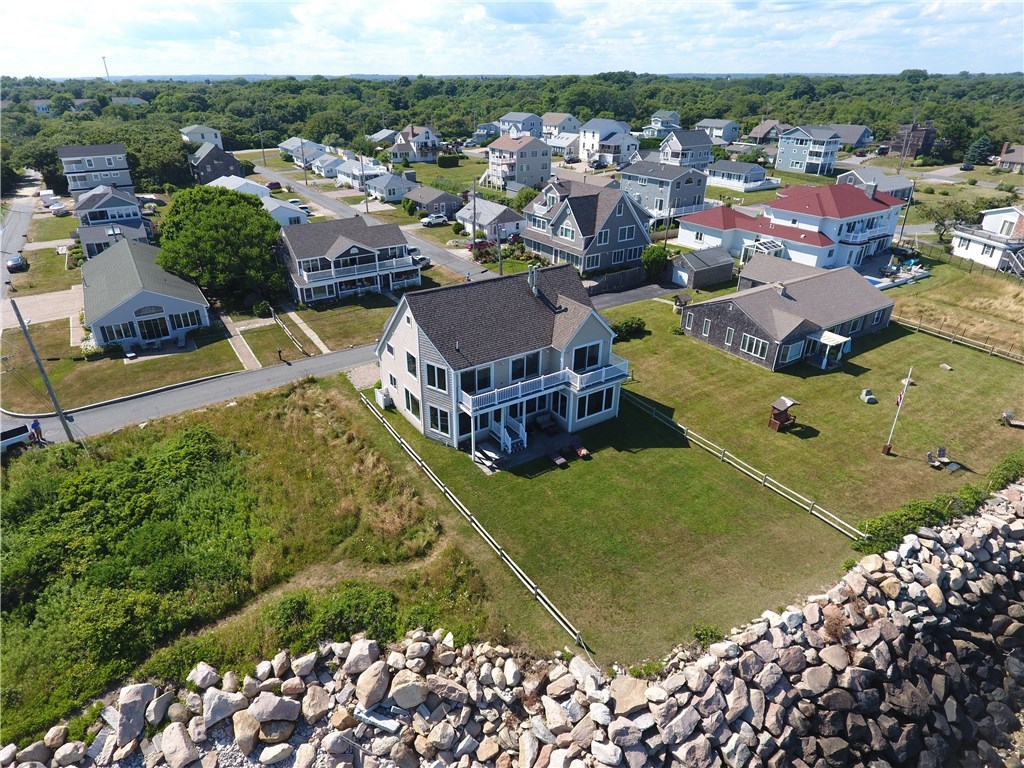 32 Pocono Road Narragansett, RI 02882 - Photo 11 of 40 Gallery Image 11