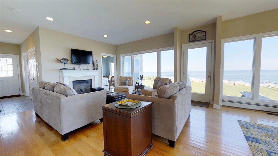 32 Pocono Road Narragansett, RI 02882 - Photo 20 of 40 Gallery Image 20