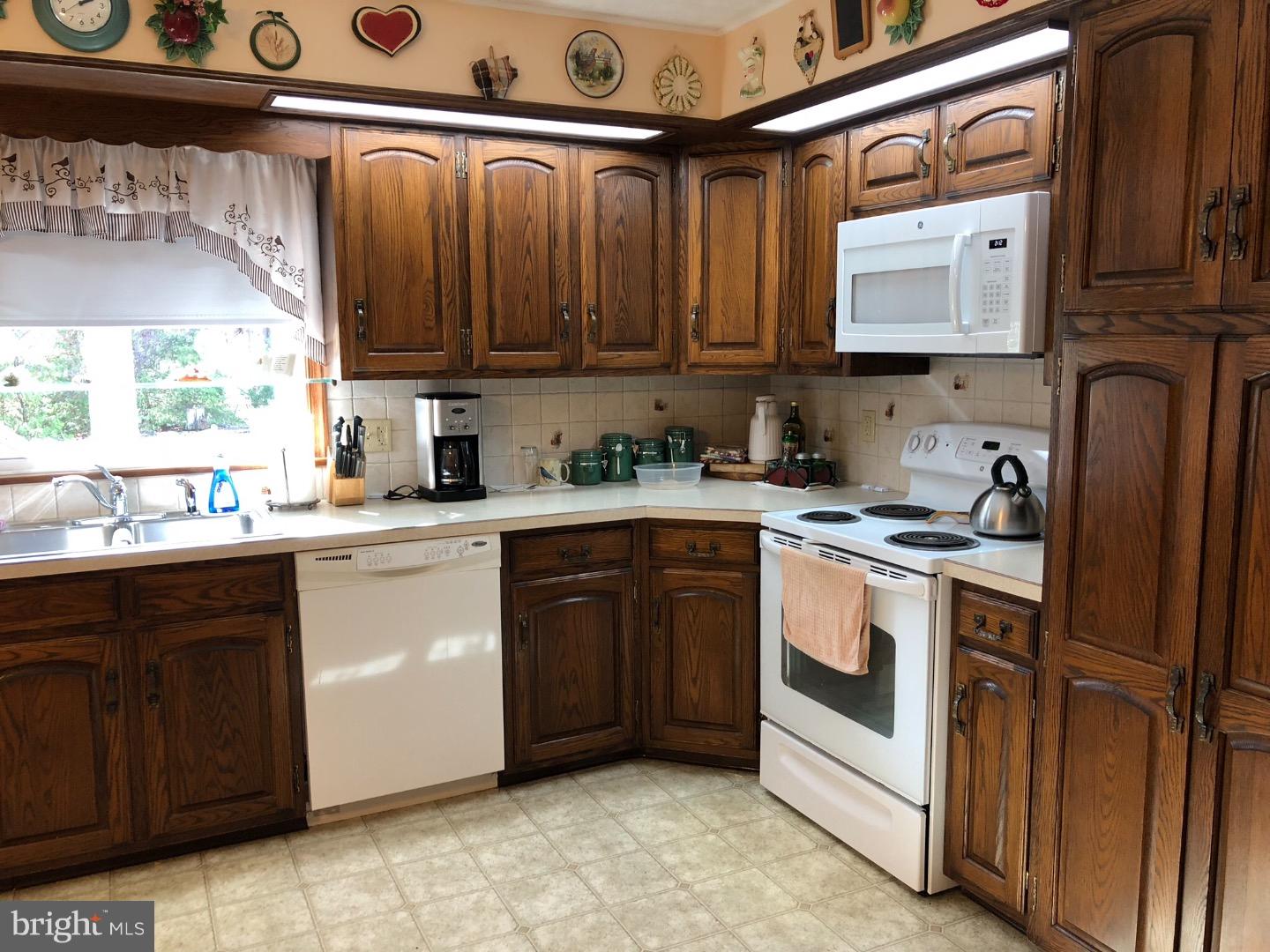 9018 Furnace Road Slatington, PA 18080 - Photo 7 of 19 Gallery Image 7