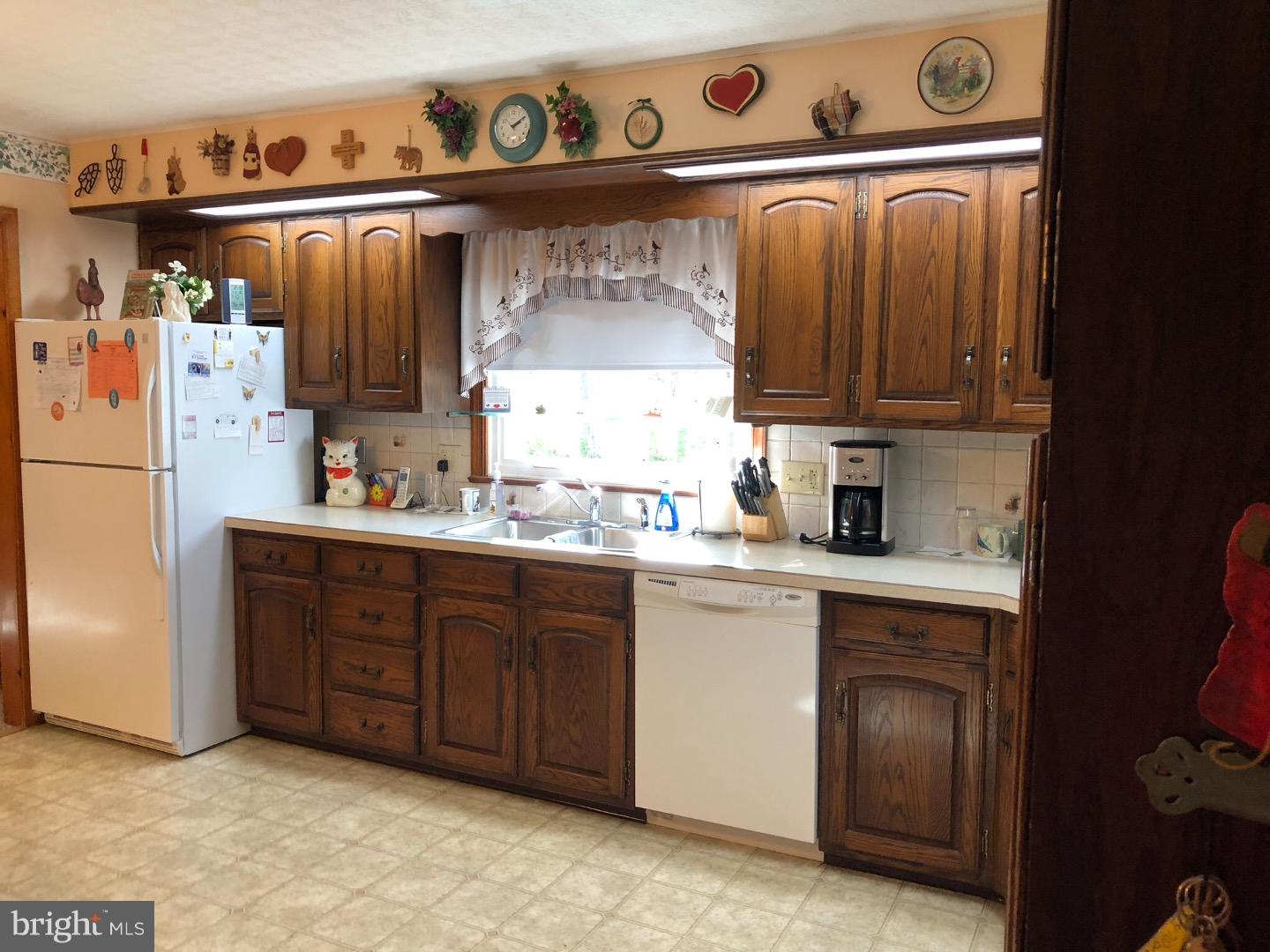 9018 Furnace Road Slatington, PA 18080 - Photo 8 of 19 Gallery Image 8