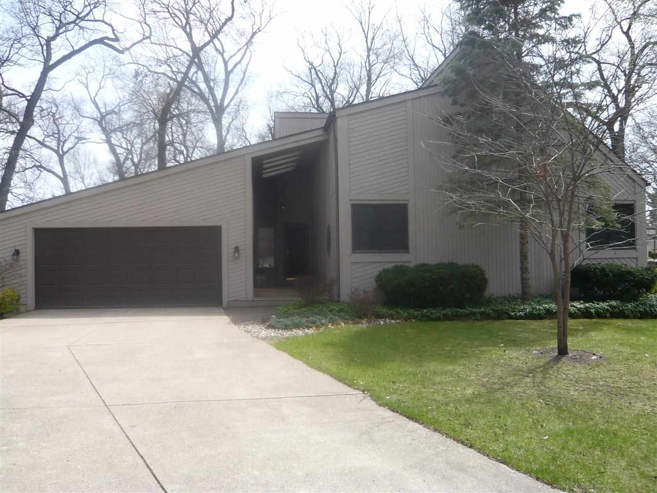 25452 Grant Road South Bend, IN 46619 - Photo 2 of 30 Gallery Image 2
