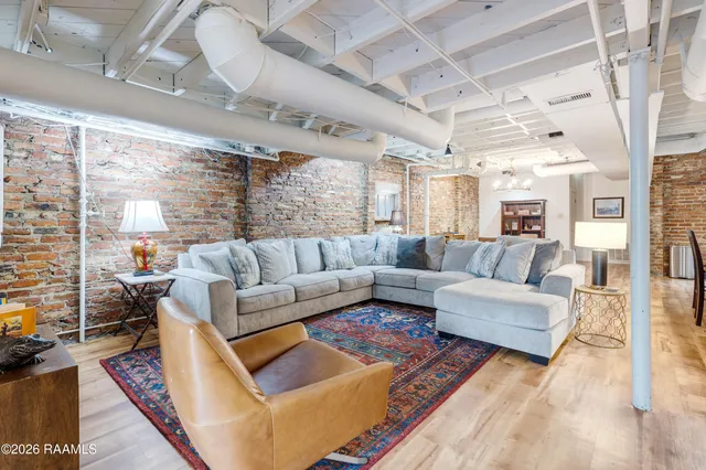 $2,200 | 109 French Street, New Iberia, LA 70560