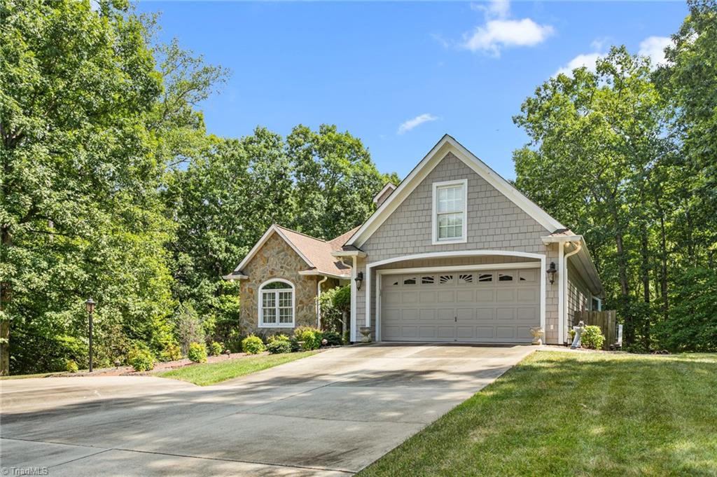 408 Deer Path Road Eden, NC 27288 - Photo 3 of 50 Gallery Image 3