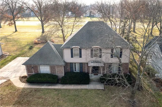 $600,000 | 12734 Overbrook Road, Leawood, KS 66209