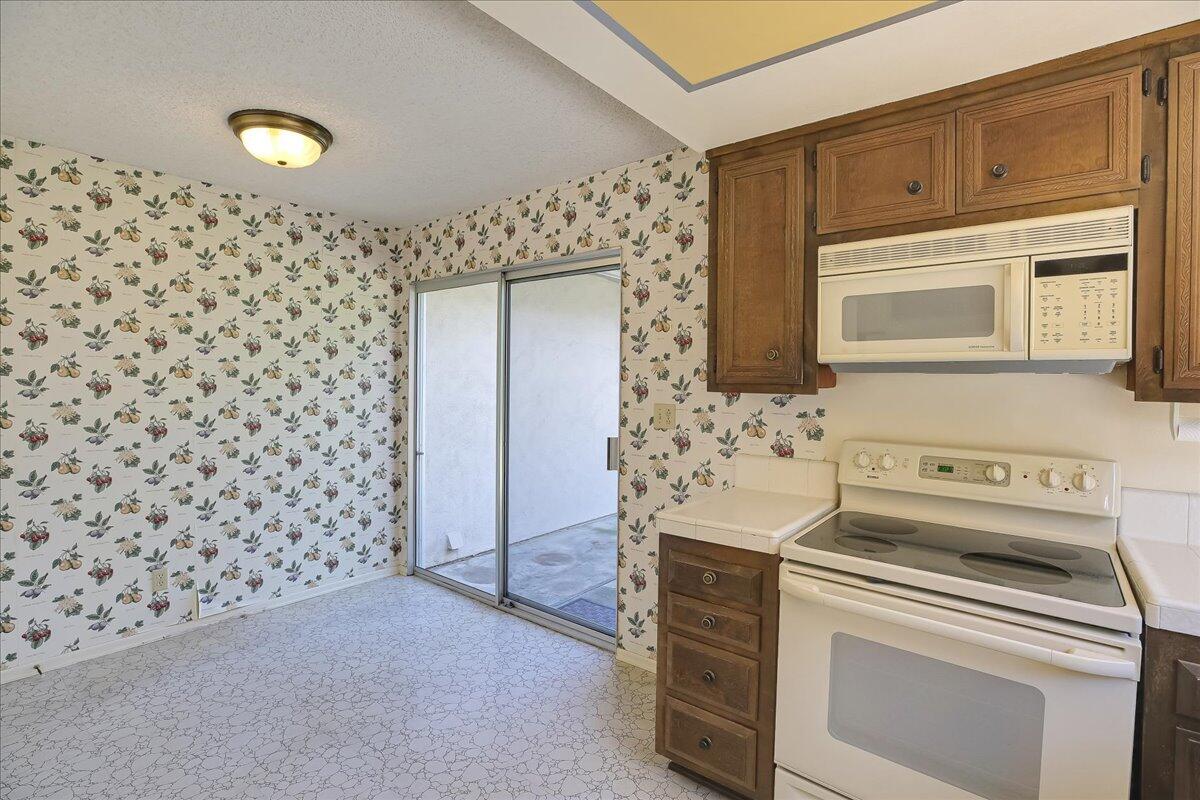 604 Dara Road Goleta, CA 93117 - Photo 12 of 48 33-033