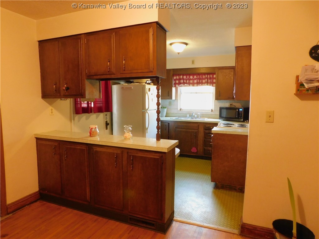 5232 Big Tyler Road Charleston, WV 25313 - Photo 6 of 19 Gallery Image 6