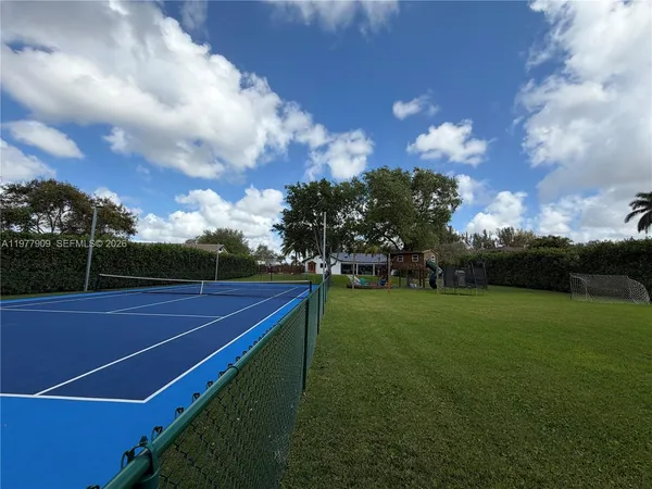 $15,000 | 11300 Northwest 5th Street, Plantation, FL 33325