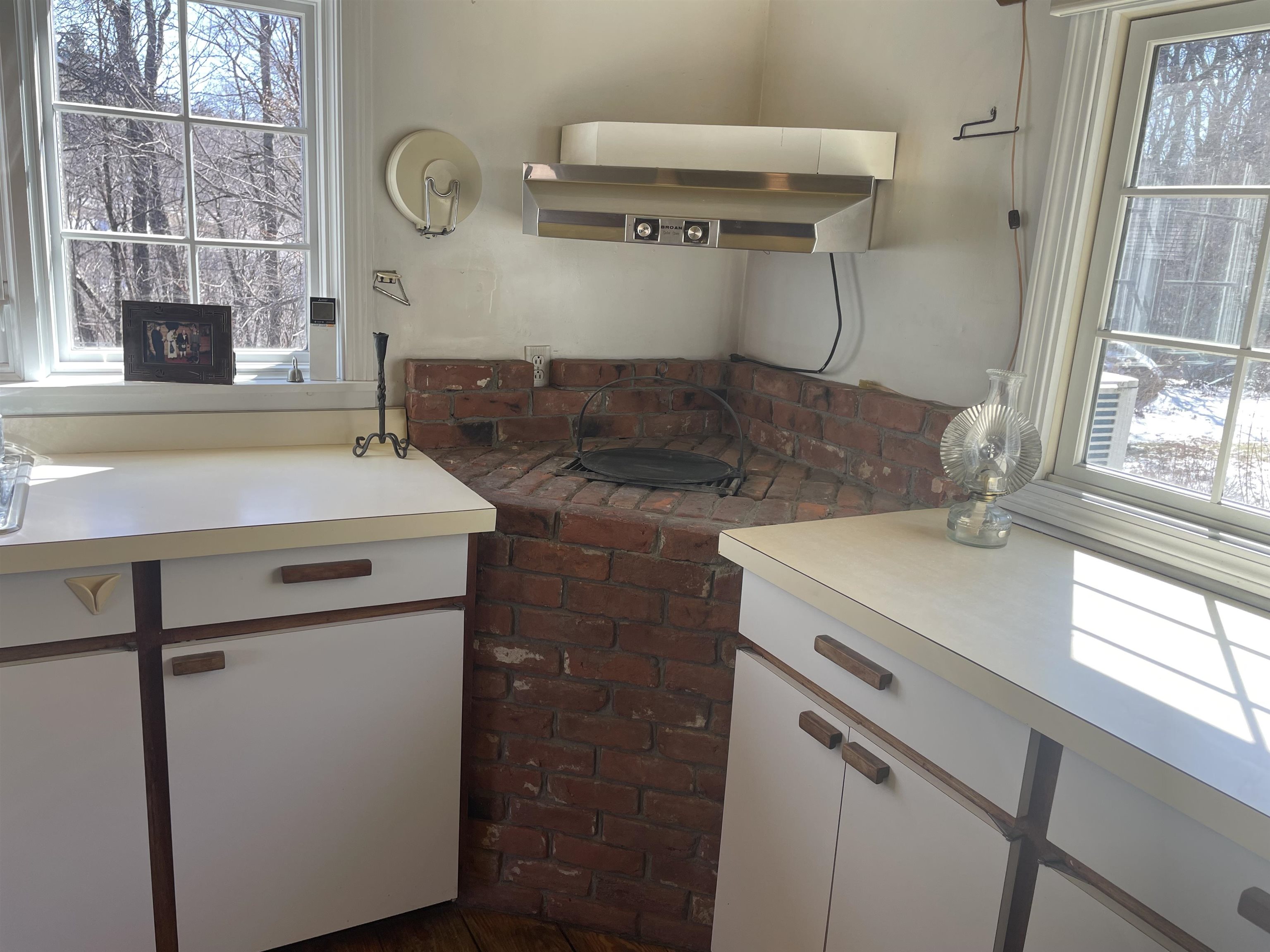 27 Ray Hill Road Wilmington, VT 05363 - Photo 11 of 48 Gallery Image 11