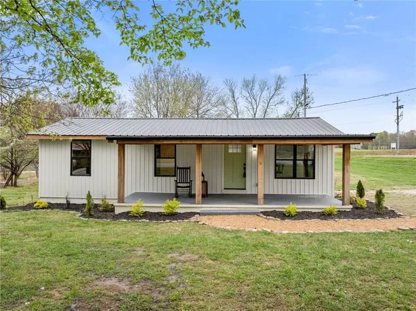 $279,000 | 401 Wilbanks Street, Baldwin, GA 30511