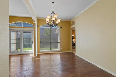$400,000 | 6814 Thistle Hill Way, Austin, TX 78754
