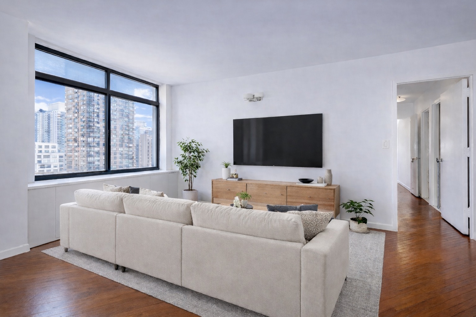 400 East 70th Street, Unit 1706 Manhattan, NY 10021 - Photo 2 of 9