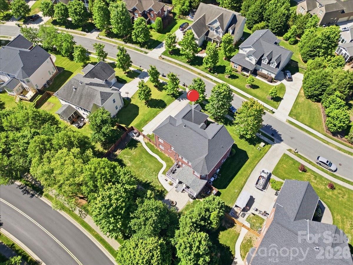 1825 Laveta Road Charlotte, NC 28269 - Photo 45 of 48 an aerial view of a house with a garden