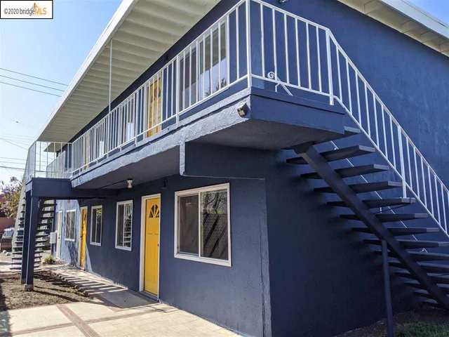 $2,800 | 968 45th Street, Oakland, CA 94608