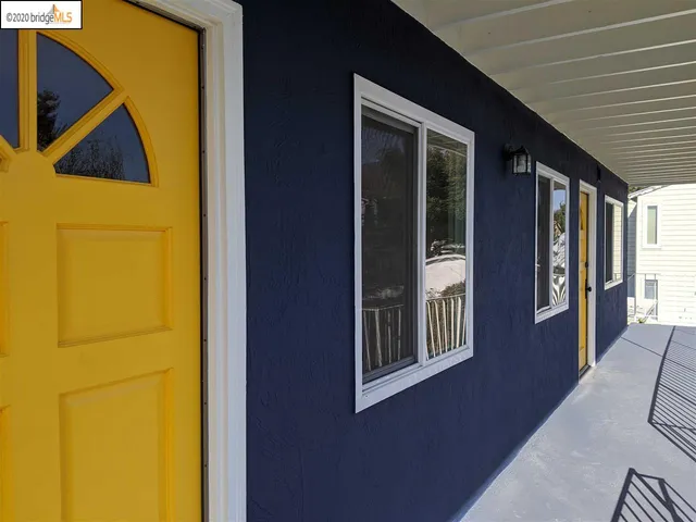 $2,800 | 968 45th Street, Oakland, CA 94608