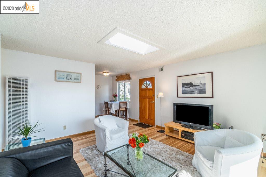 968 45th Street Oakland, CA 94608 - Photo 7 of 24