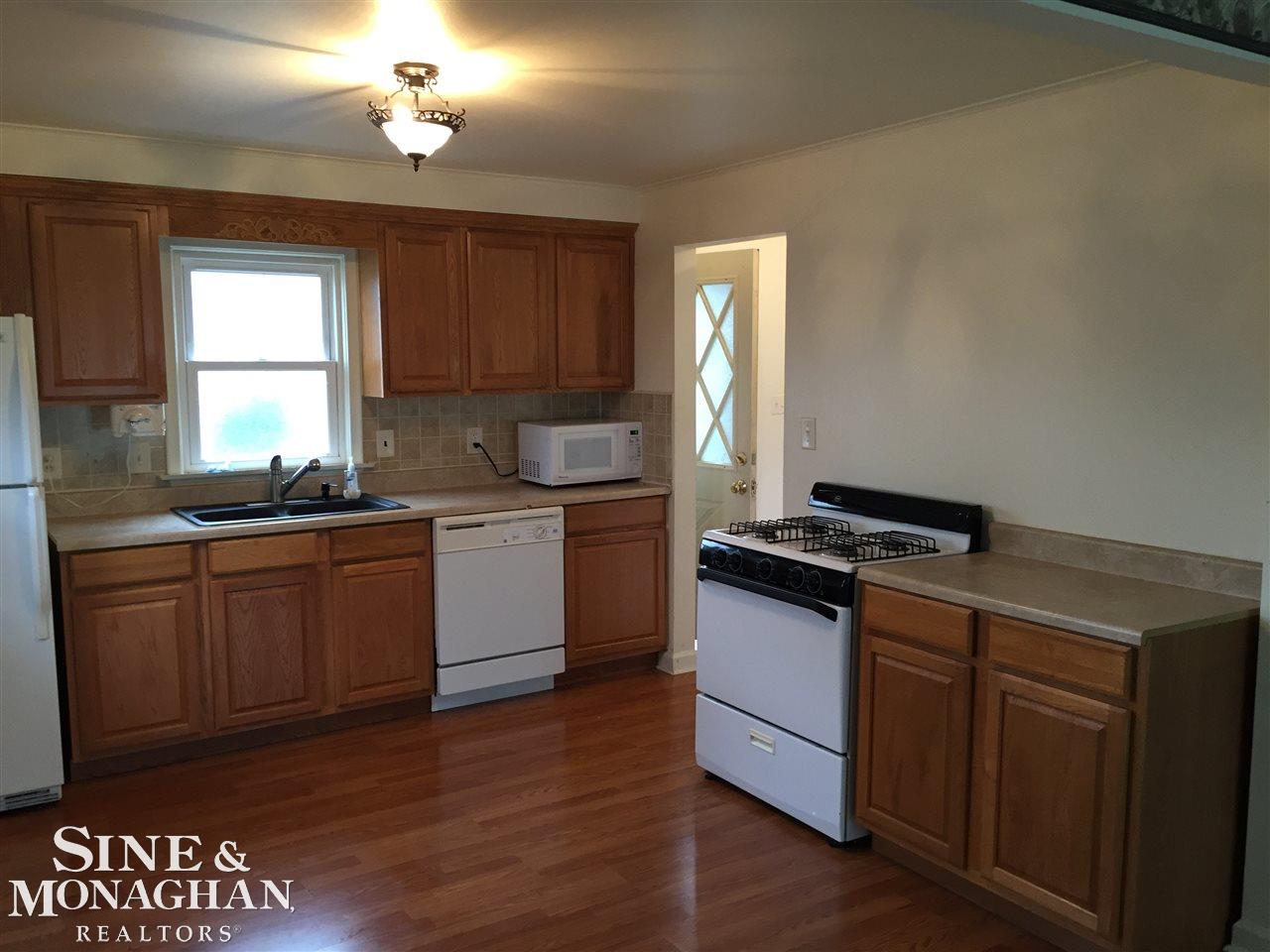 33645 Schneider Road Chesterfield, MI 48047 - Photo 7 of 22