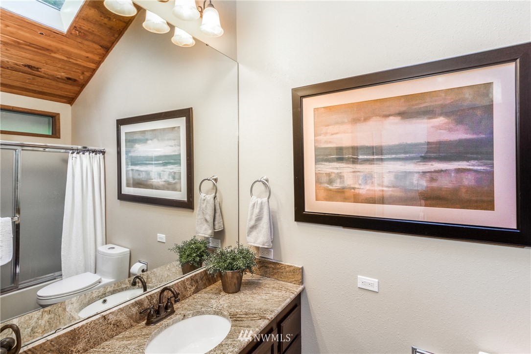 513 Mineral Point Road Friday Harbor, WA 98250 - Photo 12 of 30 Gallery Image 12
