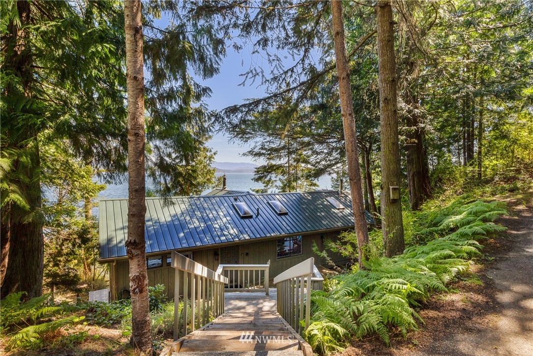 513 Mineral Point Road Friday Harbor, WA 98250 - Photo 27 of 30 Gallery Image 27