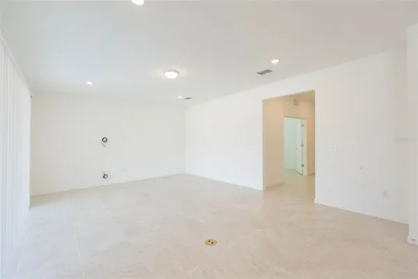 $565,000 | 3044 Frst Mdw Avenue, Valrico, FL 33594
