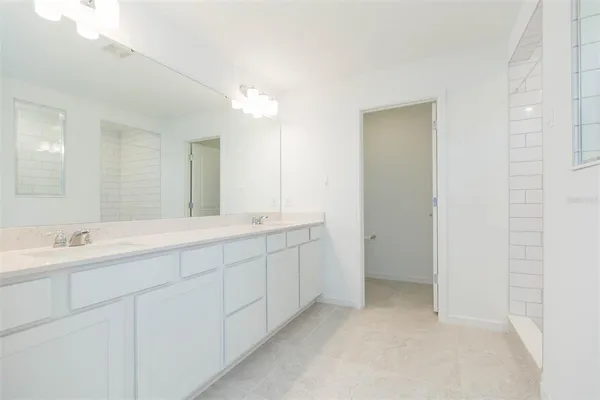 $565,000 | 3044 Frst Mdw Avenue, Valrico, FL 33594