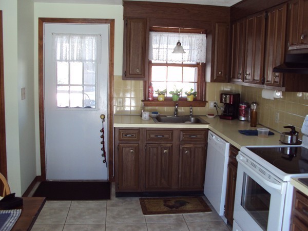 69 Carleton Lane Barnstable, MA 02632 - Photo 3 of 16 Gallery Image 3