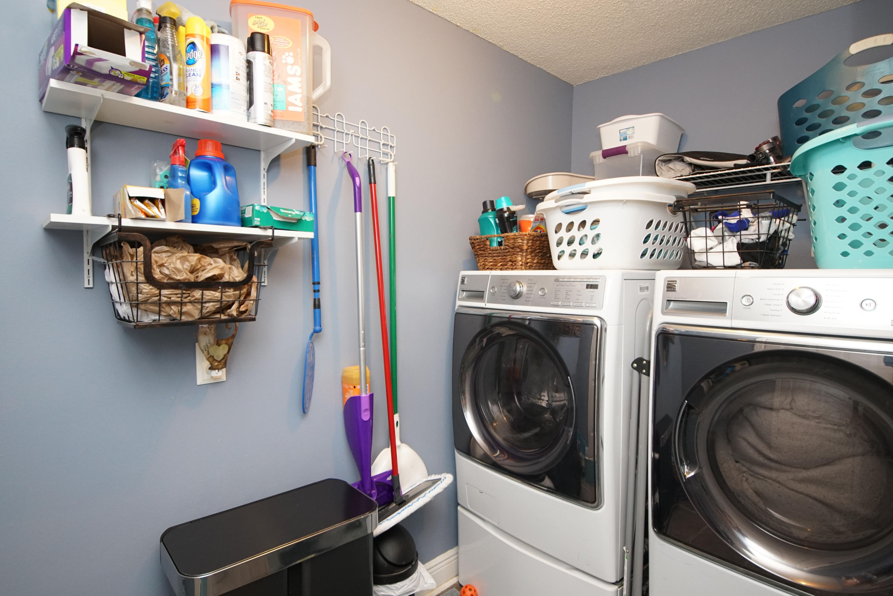 532 Vulpes Sanctuary Loop Crestview, FL 32536 - Photo 27 of 31 Laundry room