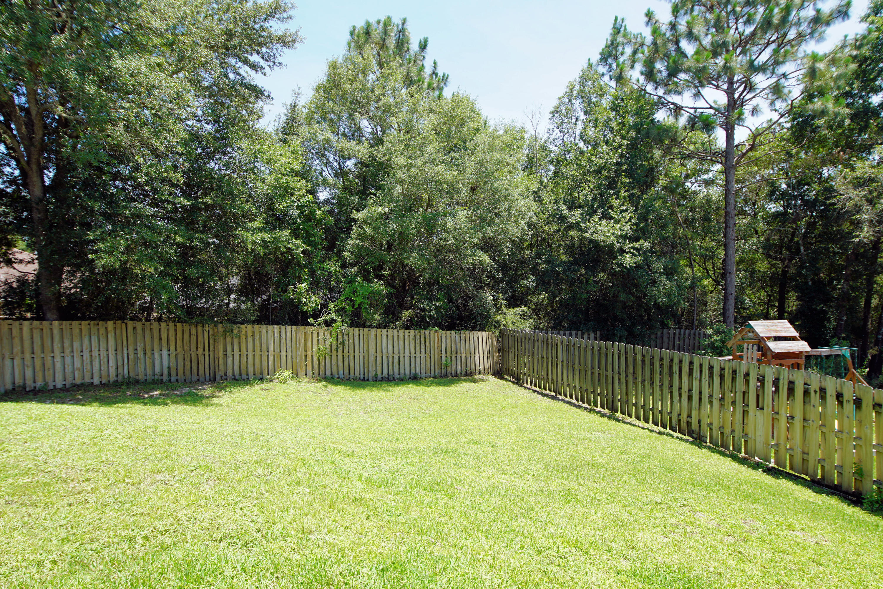 532 Vulpes Sanctuary Loop Crestview, FL 32536 - Photo 30 of 31 Back yard
