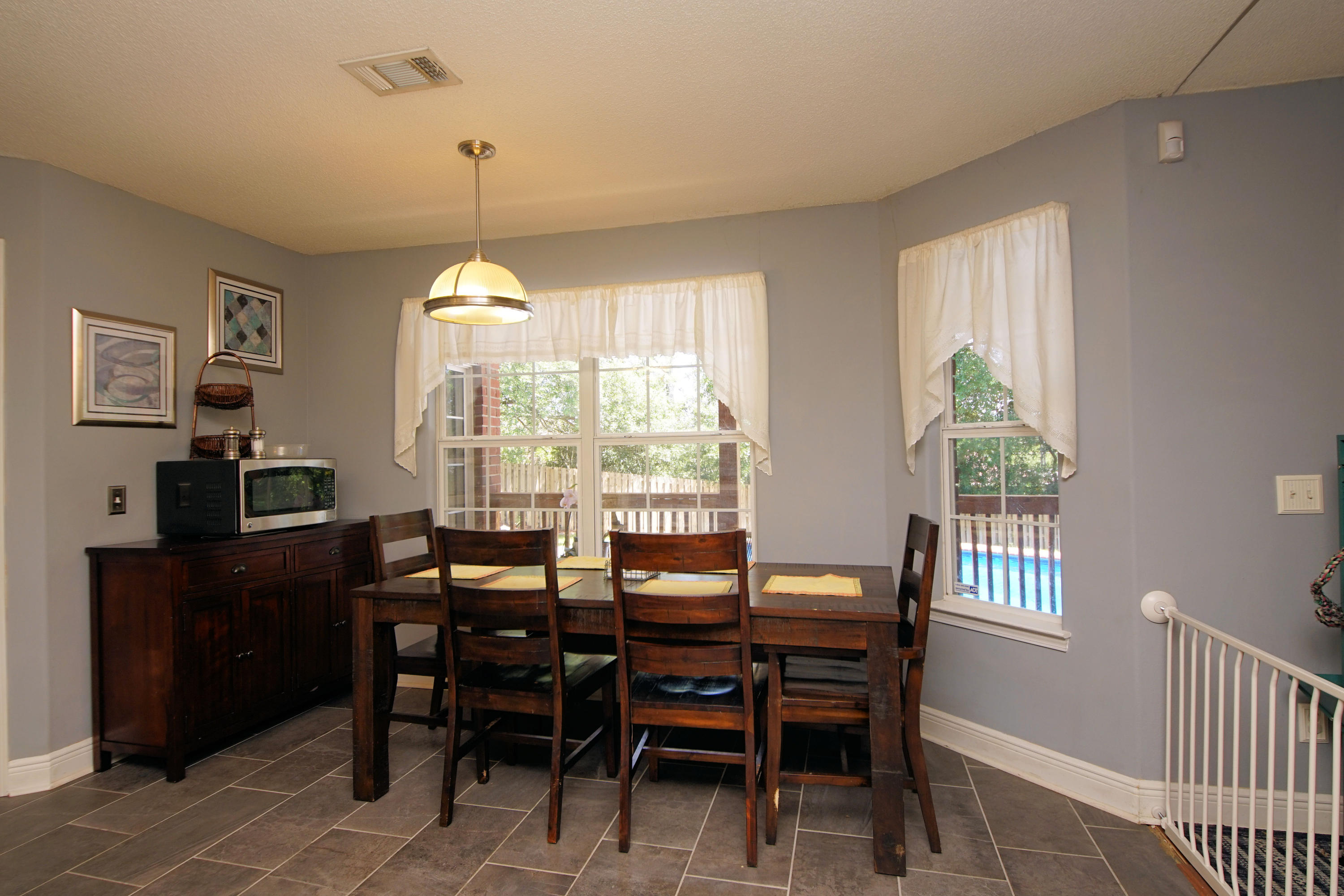 Breakfast nook