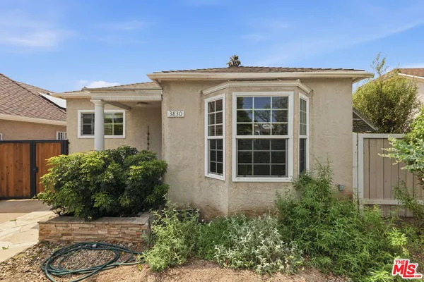 $1,100,000 | 3830 West 59th Street, Los Angeles, CA 90043