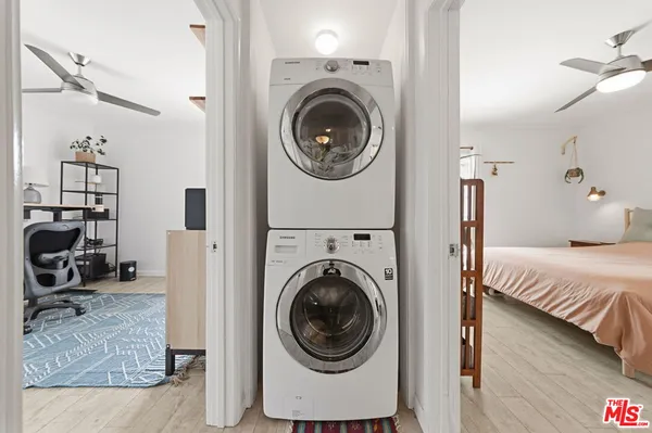 $1,100,000 | 3830 West 59th Street, Los Angeles, CA 90043
