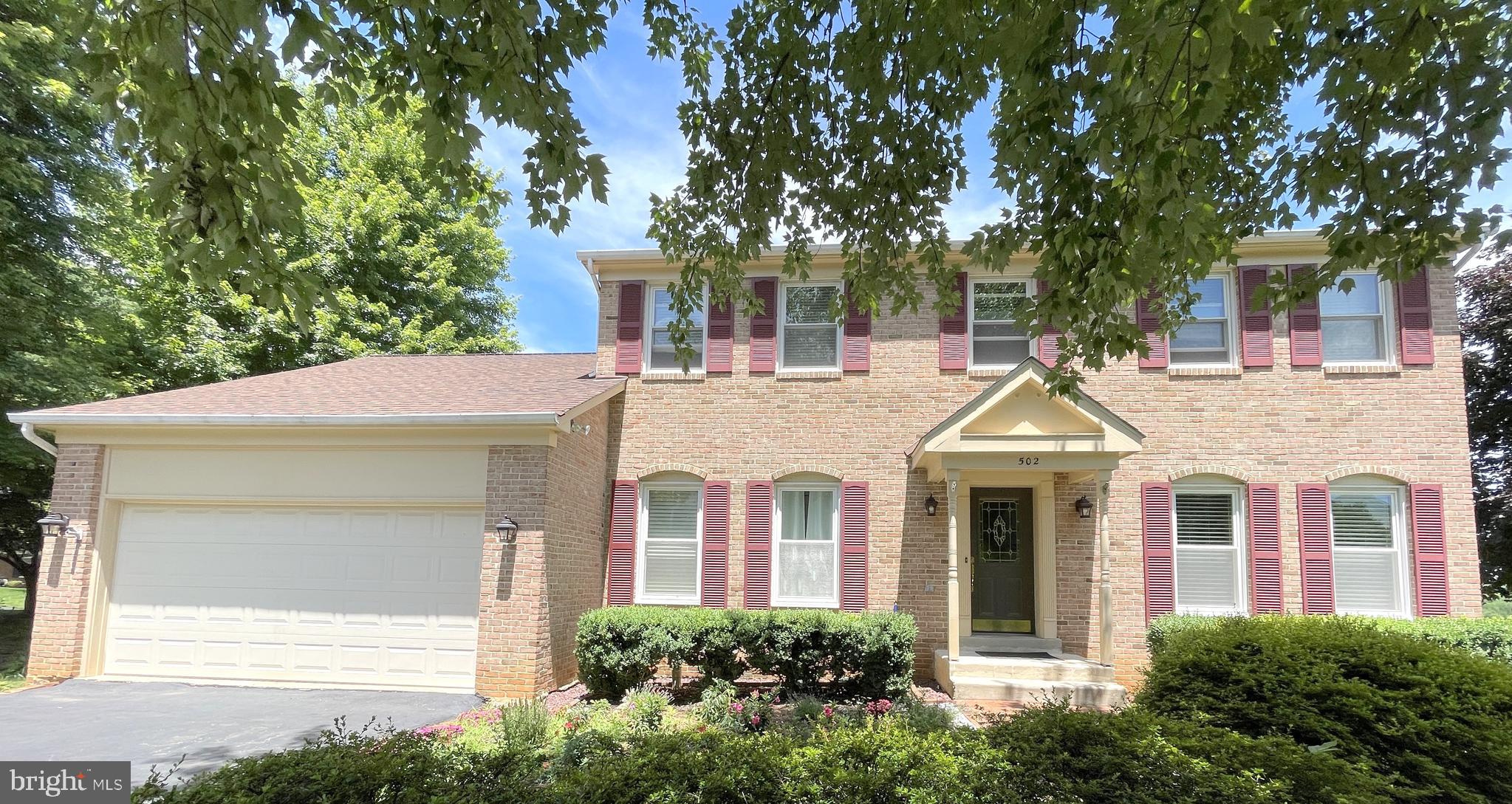 502 Clagett Street Southwest Leesburg, VA 20175 - Photo 1 of 41 502 CLAGETT ST SW Exterior Main