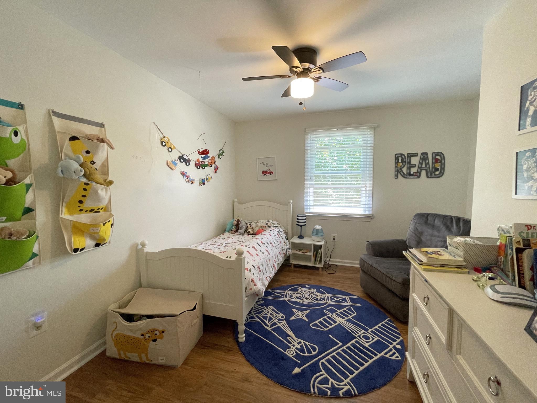 502 Clagett Street Southwest Leesburg, VA 20175 - Photo 29 of 41 502 CLAGETT ST SW Bedroom 4