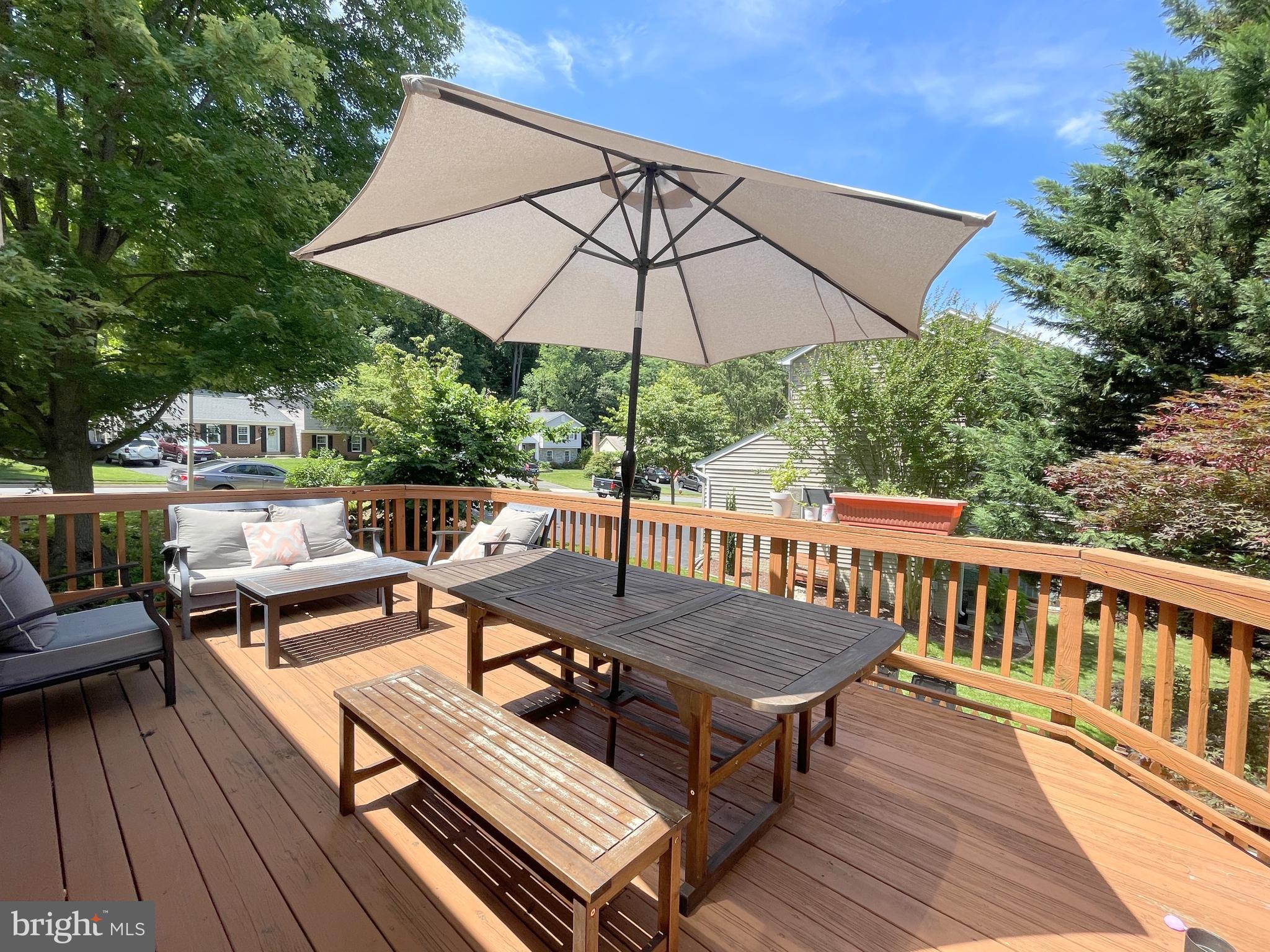 502 Clagett Street Southwest Leesburg, VA 20175 - Photo 40 of 41 502 CLAGETT ST SW Deck