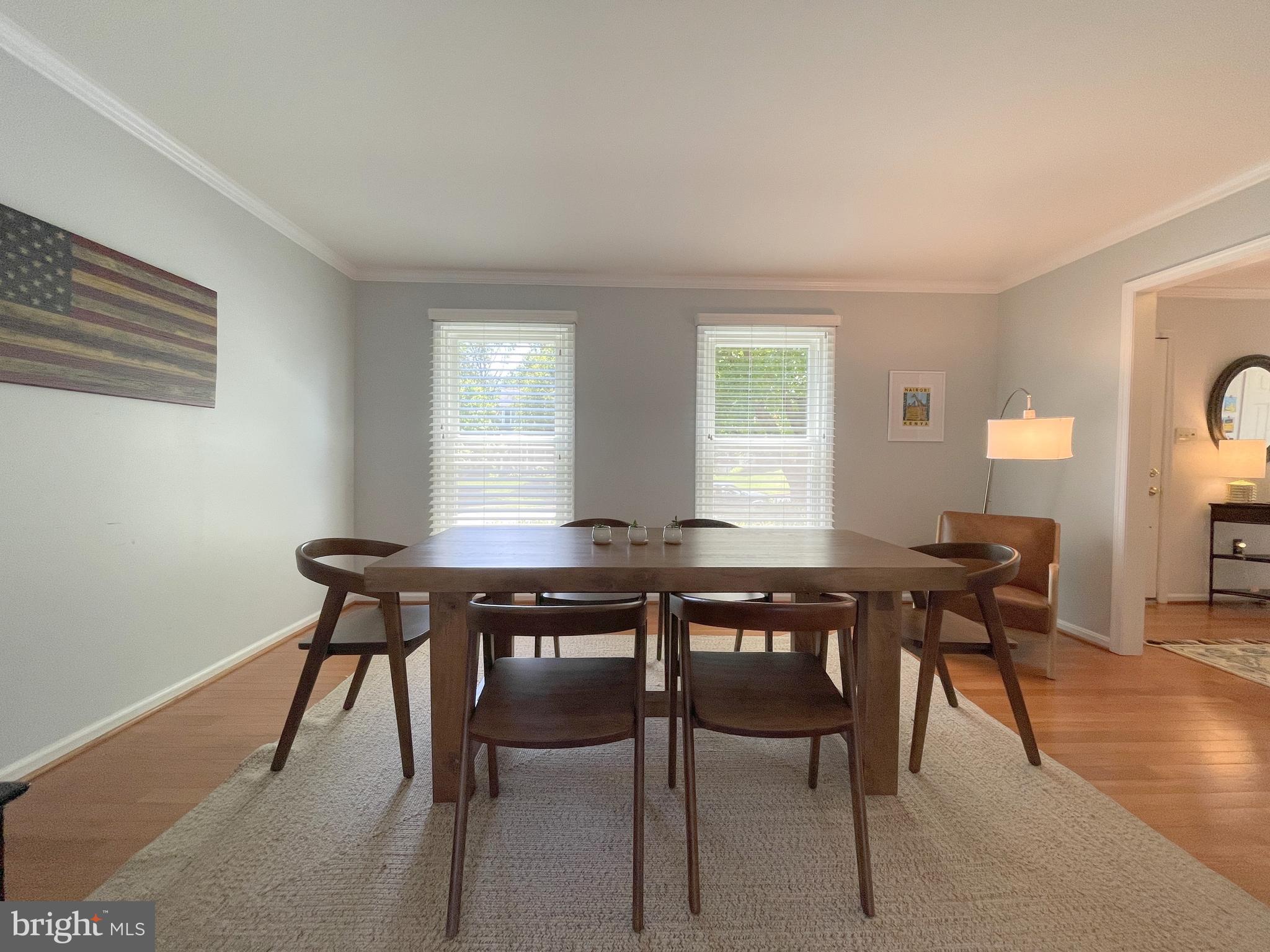 502 Clagett Street Southwest Leesburg, VA 20175 - Photo 5 of 41 502 CLAGETT ST SW Living Room