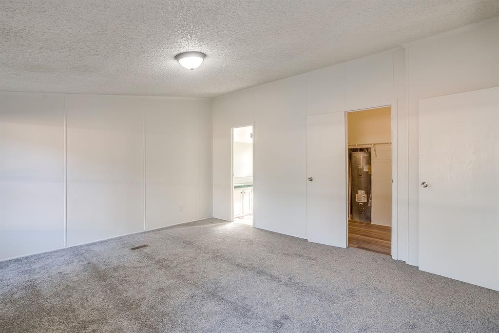 317 6th Street Joshua, TX 76058 - Photo 19 of 36 a view of an empty room