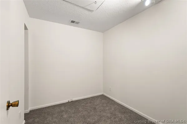 $115,000 | 710 Victoria Court, New Albany, IN 47150
