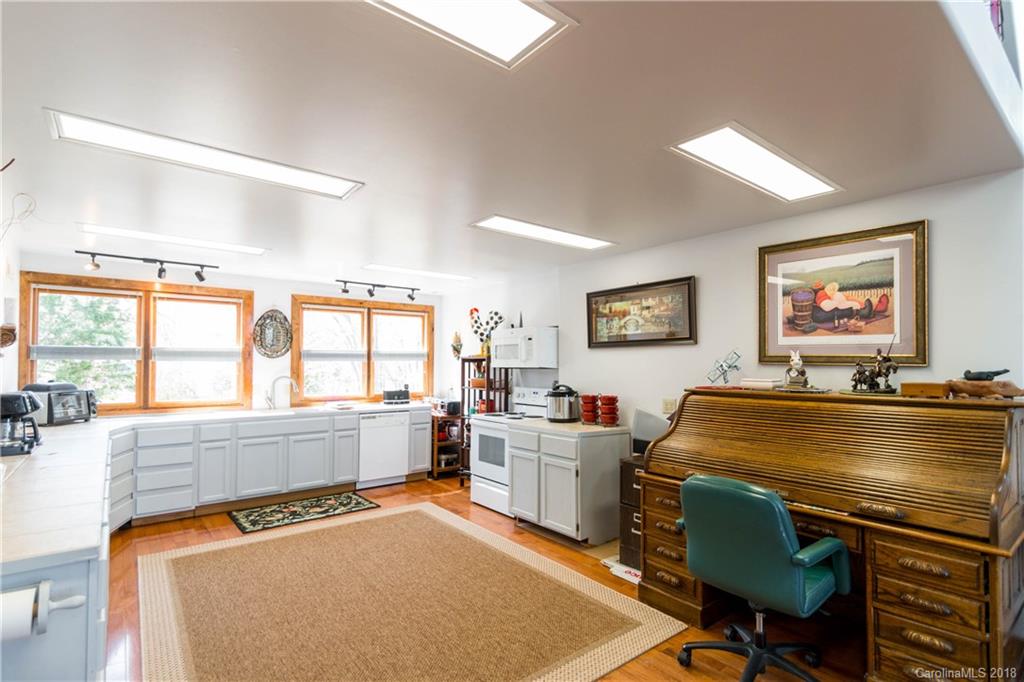 8969 Azalea Road Sherrills Ford, NC 28673 - Photo 10 of 29 Gallery Image 10