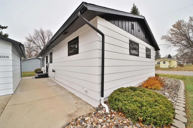 $299,900 | 1005 N Street Northeast, Brainerd, MN 56401