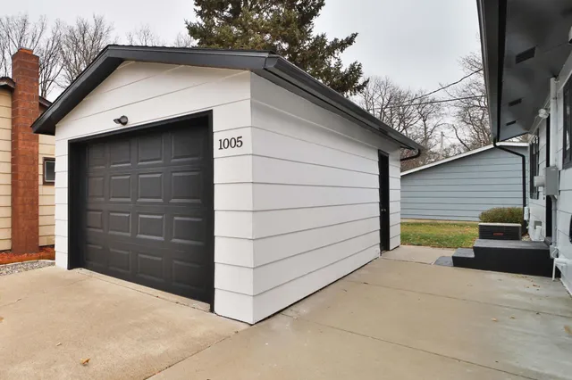 $299,900 | 1005 N Street Northeast, Brainerd, MN 56401