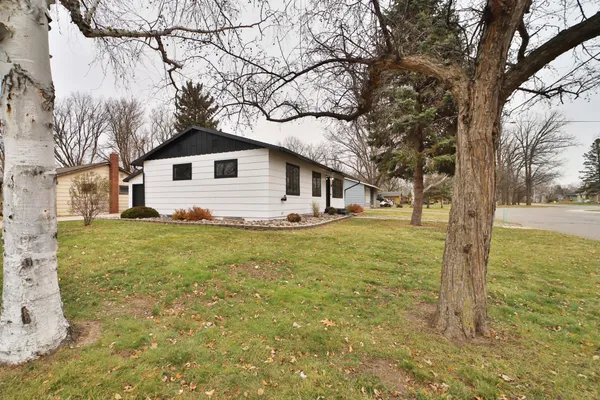 $299,900 | 1005 N Street Northeast, Brainerd, MN 56401